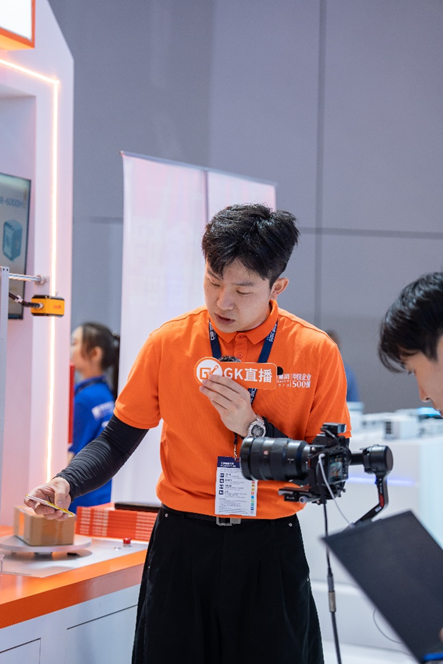 1759157166778441.png image.png